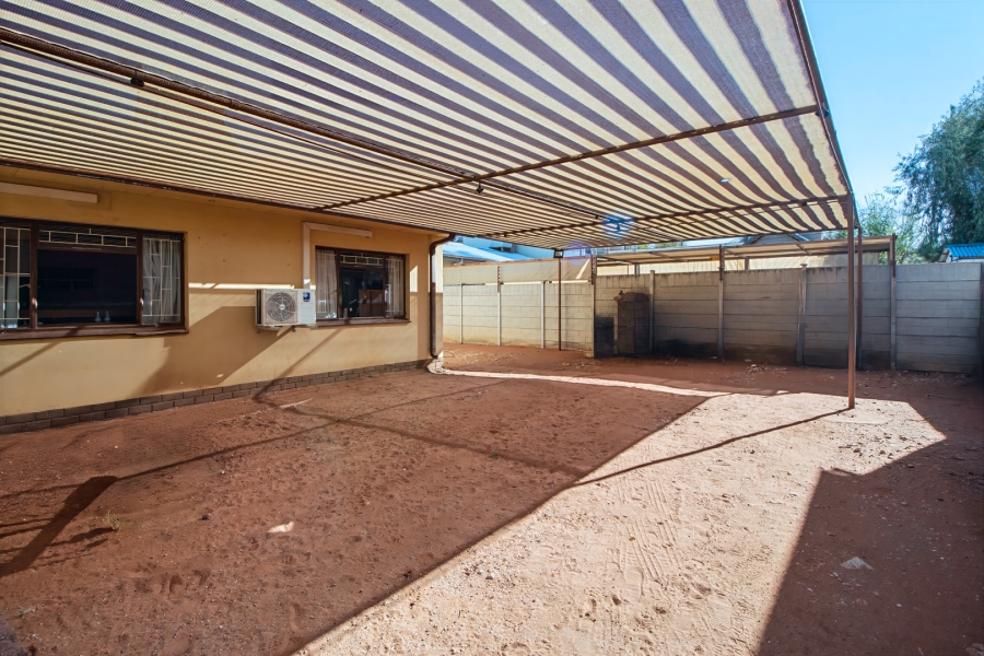 5 Bedroom Property for Sale in Blydeville Northern Cape